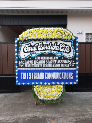 Papan Bunga Duka di Kebon Kelapa